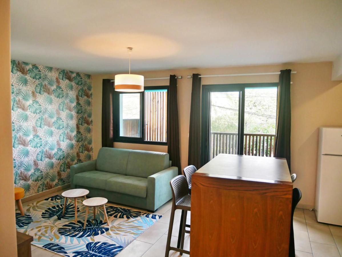 Tropical Suites سانت بيير المظهر الخارجي الصورة