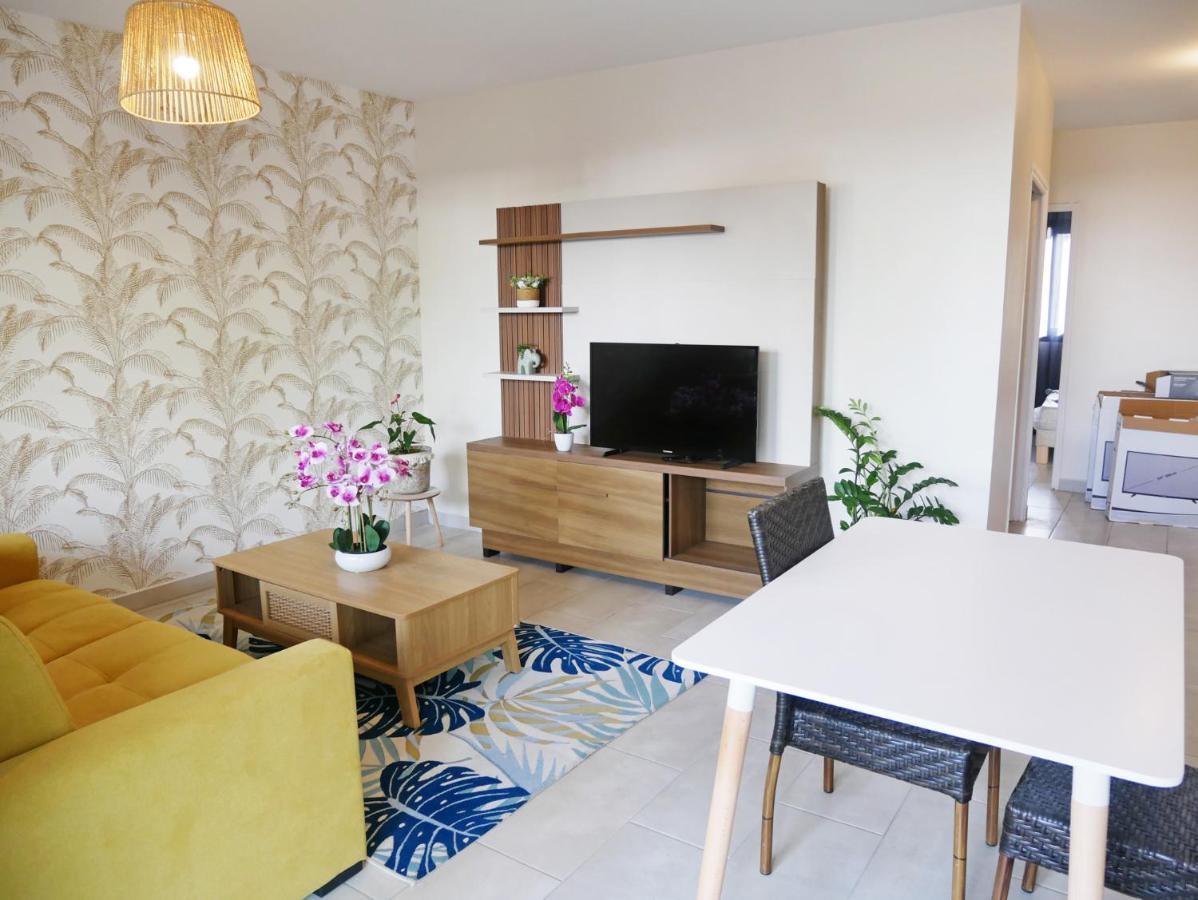 Tropical Suites سانت بيير المظهر الخارجي الصورة