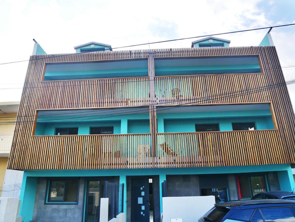 Tropical Suites سانت بيير المظهر الخارجي الصورة